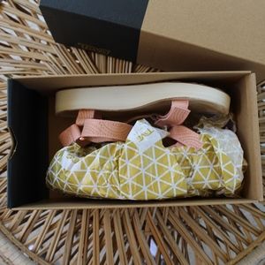 Teva Midform Universal Geometric